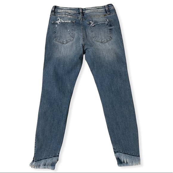 KanCan Loveland Mid Rise Fray Hem Skinny Size 9/28 - Picture 8 of 12